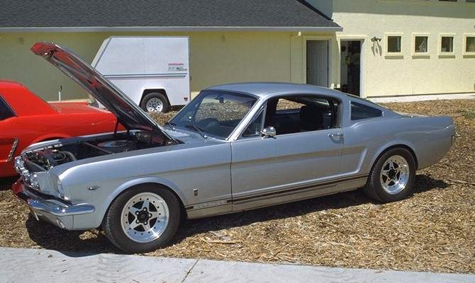 eines der besten Autos der Welt Mustang GT-Fastback